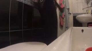 Nasty wife is pooping diarheea