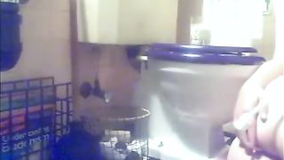 Drinking scat from the toilet