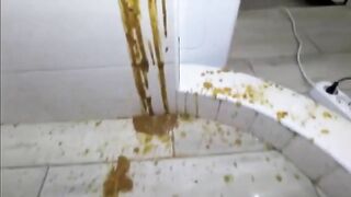 Spraying the wall with diarrhea in the shower
