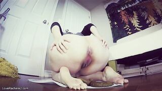 White big booty girl tasty poop
