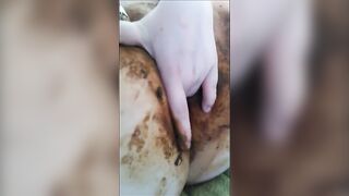 Very dirty girl shit smearing and fingering