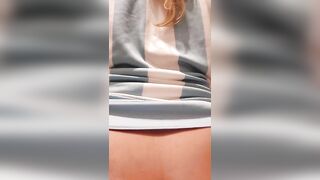 Hot round ass lady pooping in toilet