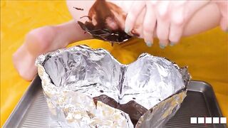 Smearing dirty shit on her booty