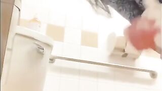 Caught her big turd on the hand