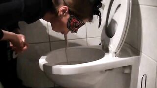 Puking and pooping hot babe