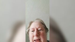 Mature bbw lady licking turd