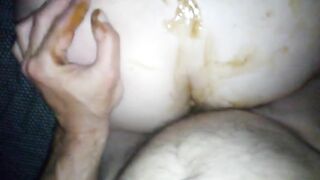 Smearing ass lady getting hammered from behind