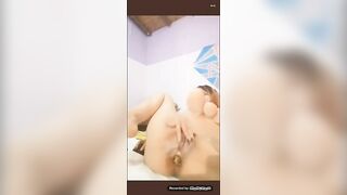 Curvy ass girl masturbates and poop in the bedroom