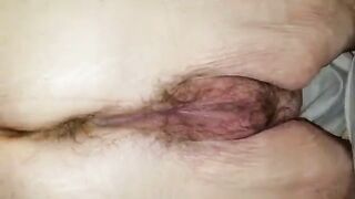 Hairy muffin lady poops