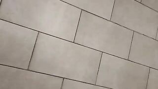 HD poop and pussy clit view