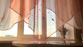 Pretty girl dropping a huge log in sexy style