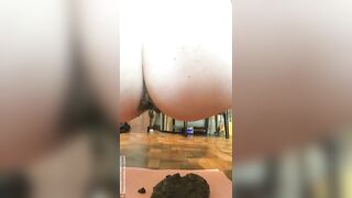 Green shit from lovely ass