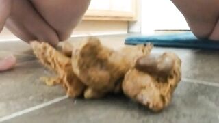 Smooth ass lady and closeup poop