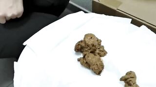 Scat smearing in public bathroom