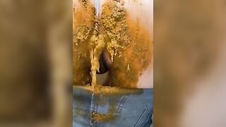Pure shit in jeans