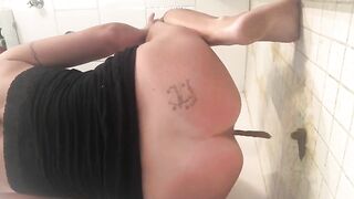 Pee and shitting on the floor