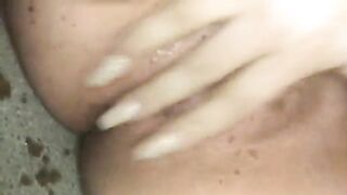 Beautiful teen masturbates and poop