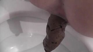 Mega hard turd from sexy ass