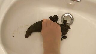 Piss and shit closeup from sexy milf