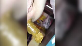 Kinky babe dropping long juicy turd