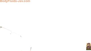 Cute Jap milf pooping