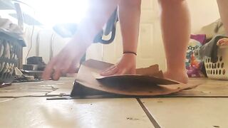 Chubby girl shits into a pizza box