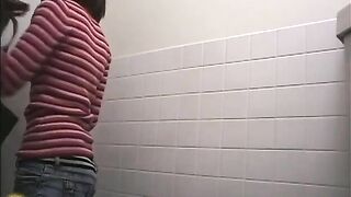 Perfect ass young lady poops