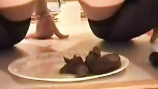 Beautiful Russian girl Nina poops