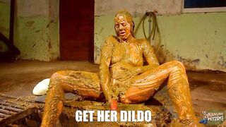 Betty Loves Manure  Action