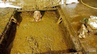 Submerging in cowshit