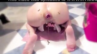 Massive rubber dildo in her booty