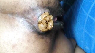 Beautiful ebony hairy asshole poo