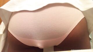 Filling her pink panties with shit
