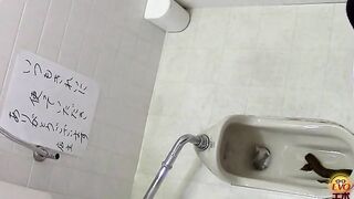 Smooth ass girl and hot toilet logs