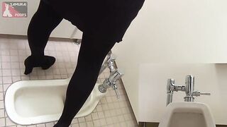 Brunette Japanese girl squat toilet