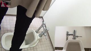 Japanese squat scat with tampon caught on hidden cam