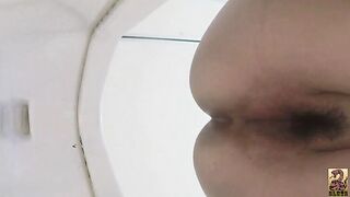 Young and cute Japanese girl poops