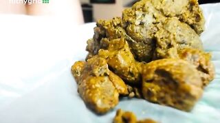 Young girl and chubby ass