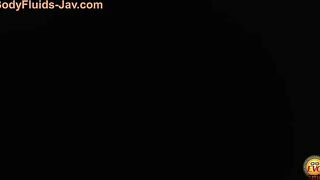 Nasty hot ass Japanese babe dropping shit