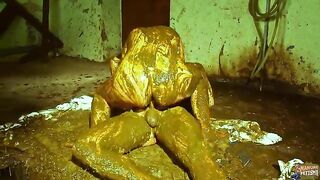 Cowshit scat fuck adventure with Betty and Franky