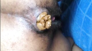 Hairy asshole latina shitting