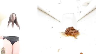 Chubby ass lady caught pooping in toilet