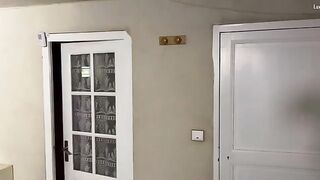 Lovely curvy milf and hot face shitting