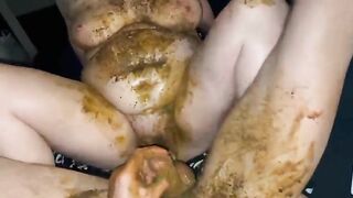 Chubby curvy lady enjoying rough scat fuck