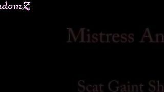 Mistress Anna Dropping Gaint Shit