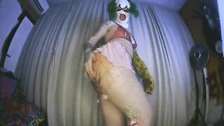 Evil scat clown