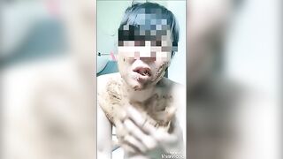 Asian mommy playing with shit