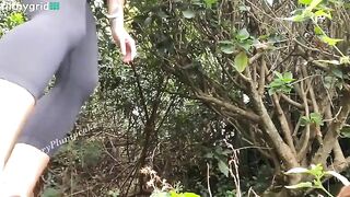 Big hot booty lady pooping in the jungle