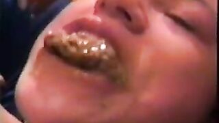 Dirty naked wife taking heavy shit in mouth
