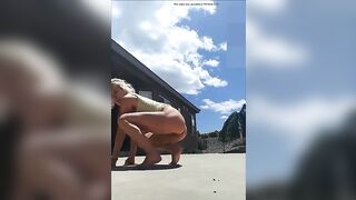 Sporty chick poop show